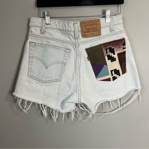 Levi's Light Wash Denim Jean Shorts with Multicolor Patch Pocket